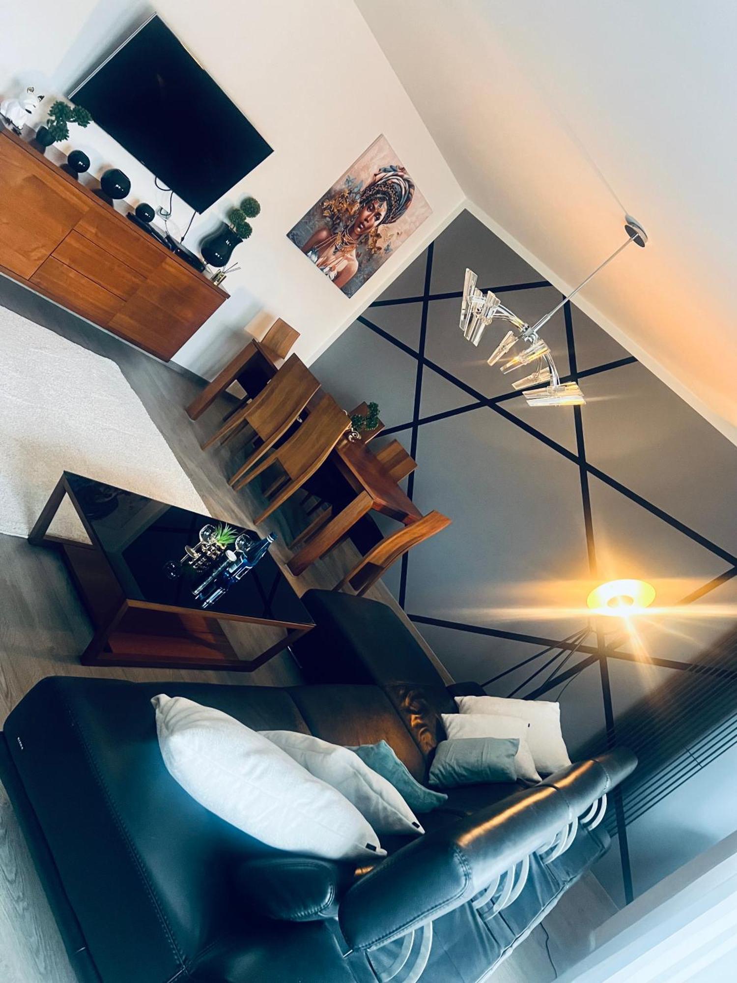 Solna 38 Centrum Miasta Z Podziemnym Garazem Apartment *